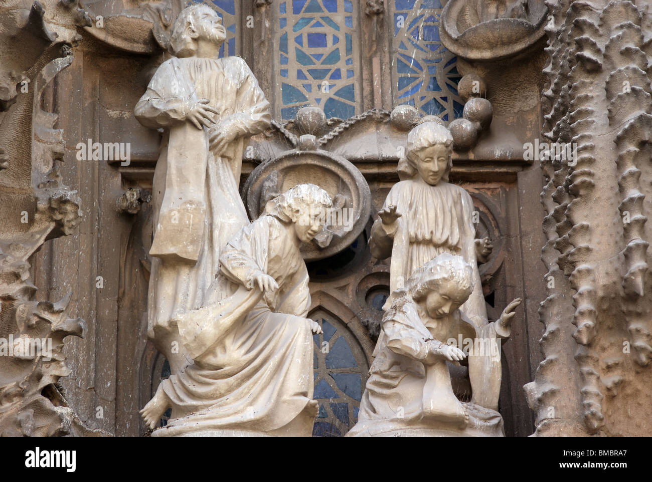 Chiesa della Sagrada Familia a Barcellona statue Foto Stock
