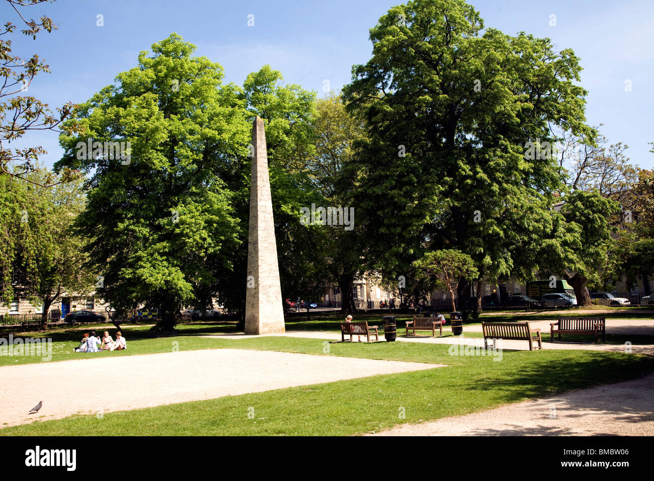 L'obelisco al centro di Queen Square, bagno eretto da Beau Nash in 1738 Foto Stock