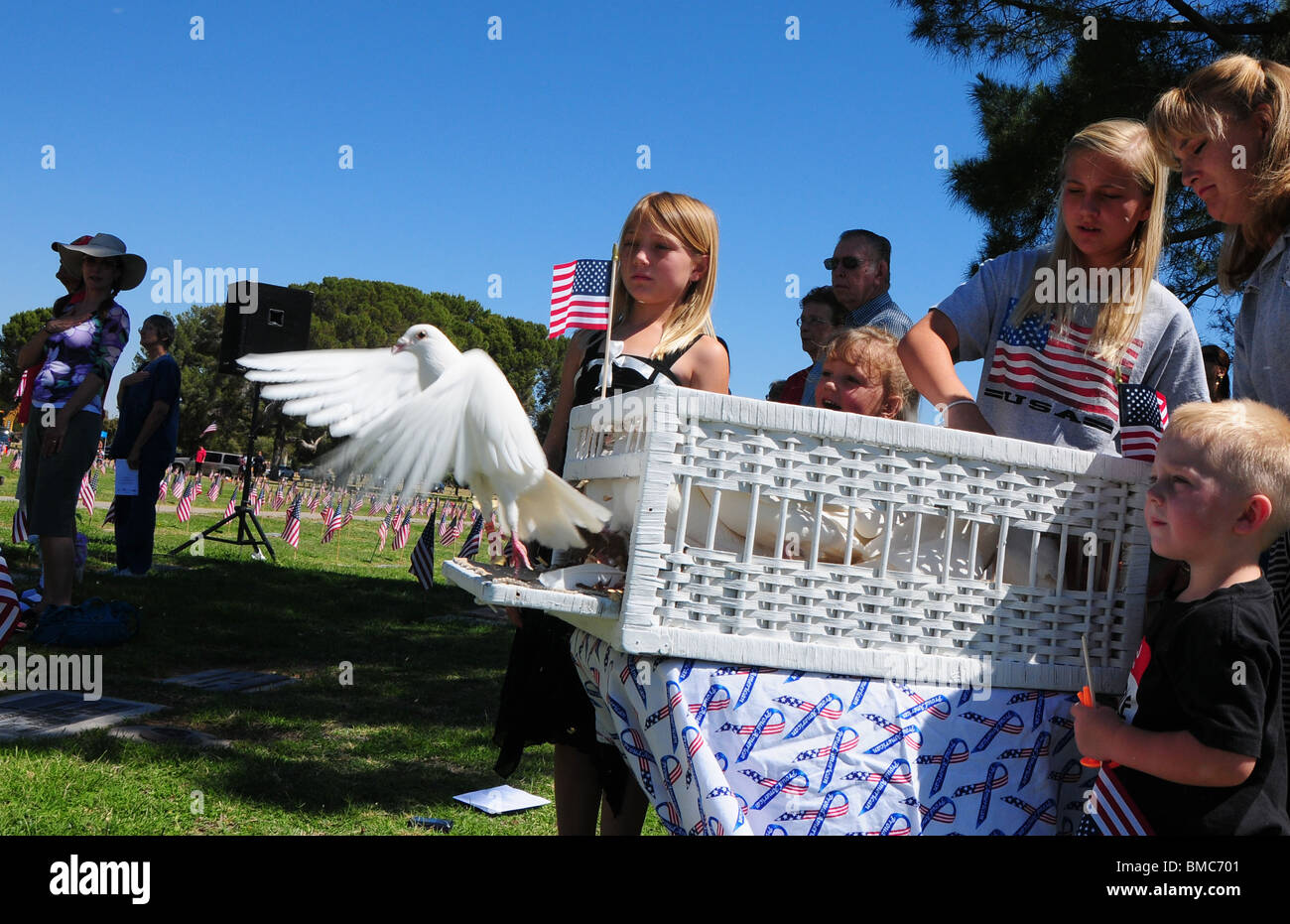 Veterani militari scomparsi sono stati onorati presso il Memorial Day Servizi a South Lawn cimitero, Tucson, Arizona, Stati Uniti. Foto Stock