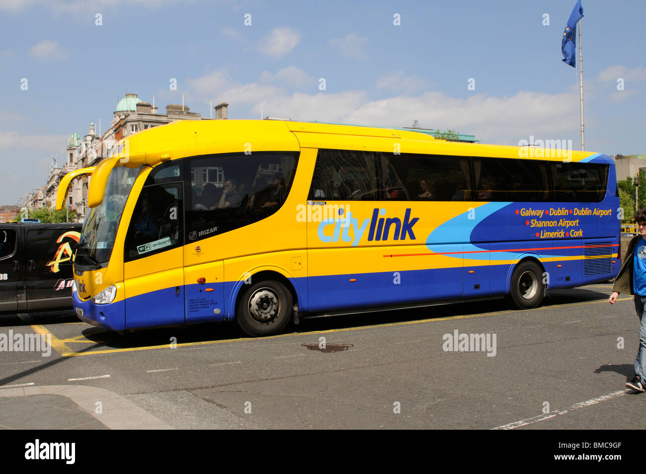 La città irlandese Link bus collega Dublino Galway Shannon Limerick & Cork aeroporti visto qui nel centro della città di Dublino Irlanda Foto Stock