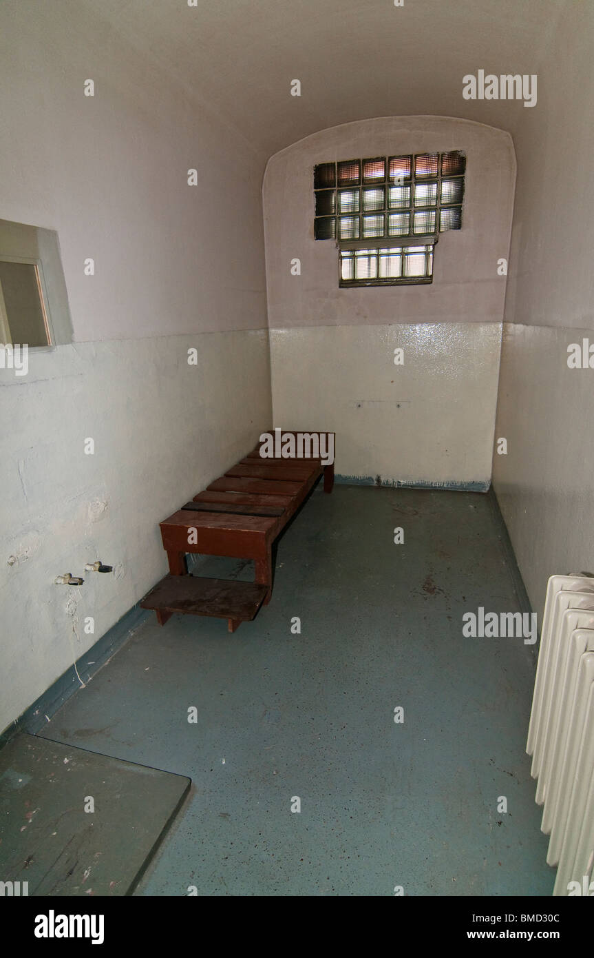 Cella, ex prigione di stato servizio di sicurezza della RDT, Potsdam, Brandenburg Foto Stock