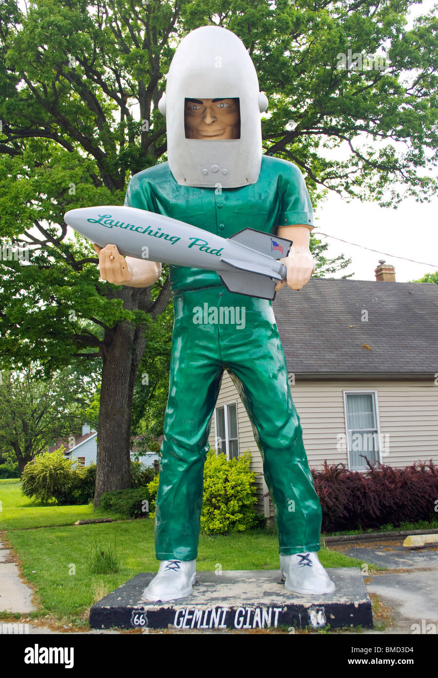 Il Gigante Gemini fuori il trampolino di lancio diner sul percorso 66 in Wilmington Illinois Foto Stock