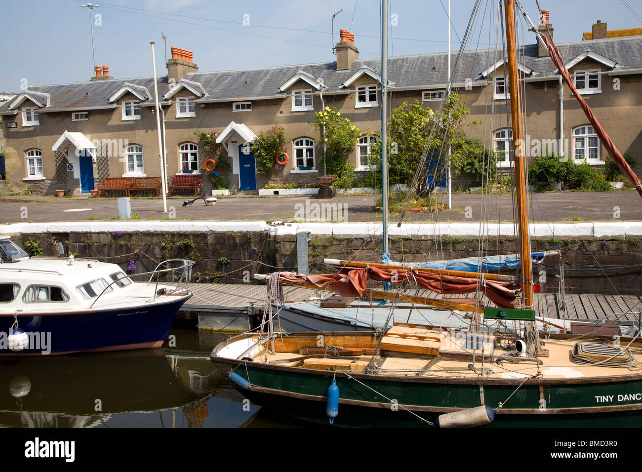 Vecchio Dock cottages e barche, Hotwells, Bristol Foto Stock