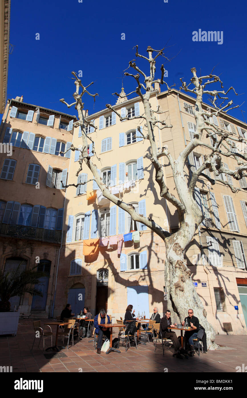 Facciata pittoresca nel vecchio quartiere di Marsiglia Foto Stock