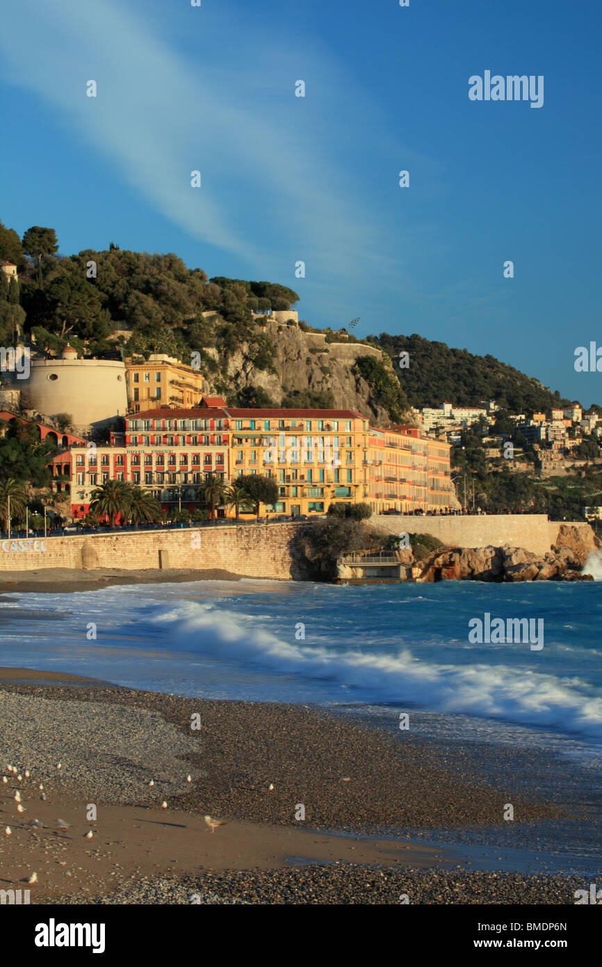 Panoramica della città di Nizza e la 'colline du chateau' Foto Stock