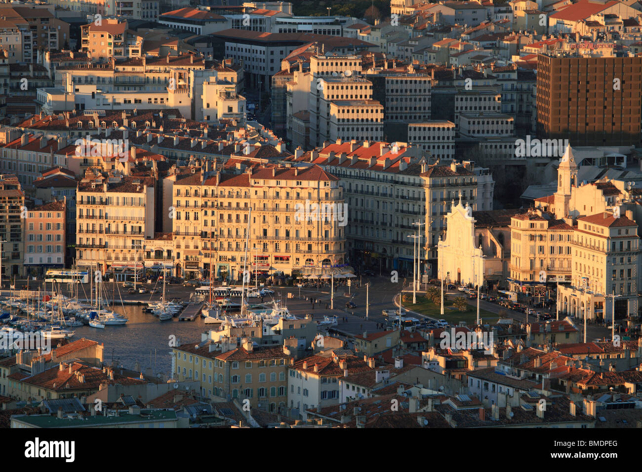 Panoramica del quartiere portuale di Marsiglia Foto Stock