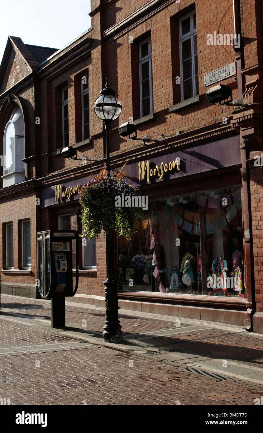Monsoon Accessorize shop in corrispondenza della giunzione di Chatham Street e Grafton Street nel centro di Dublino Irlanda Foto Stock