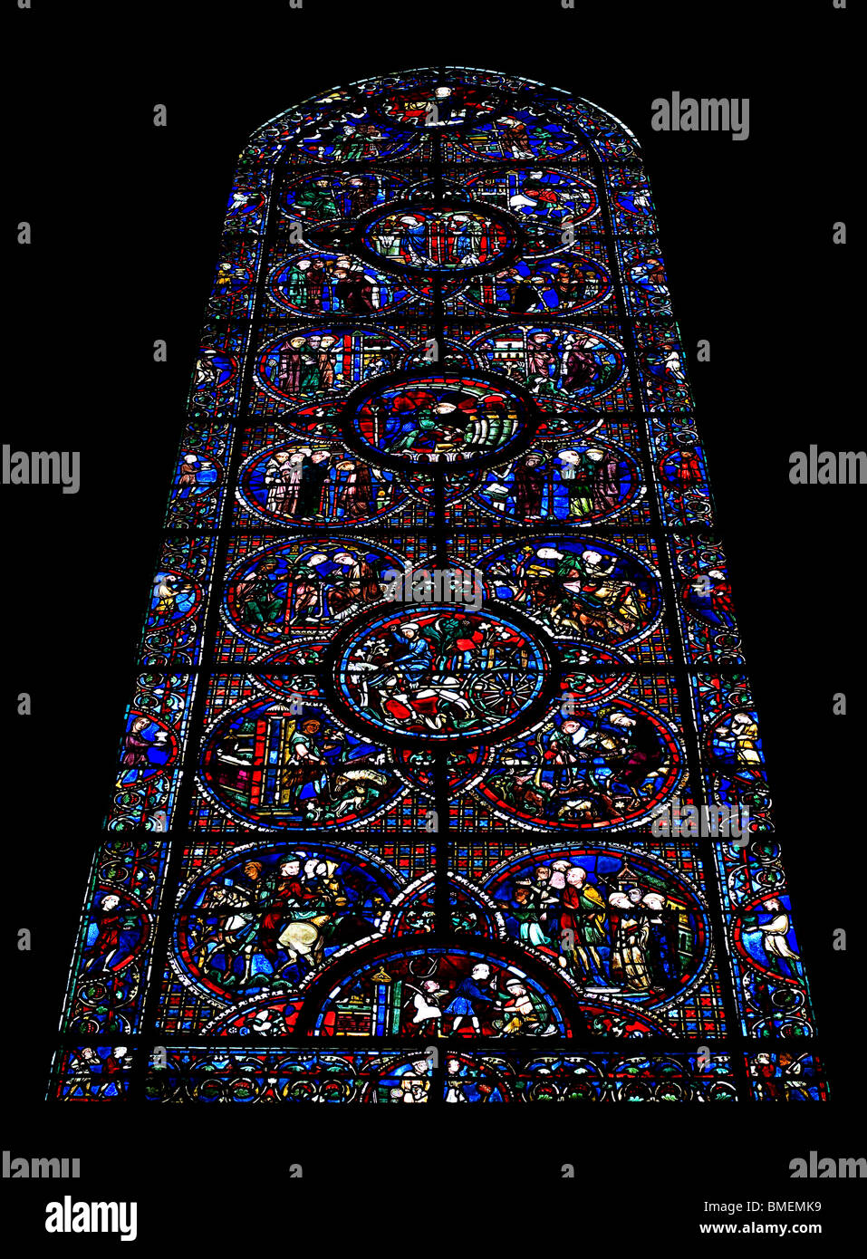 Finestra di vetro colorato la cattedrale di Chartres Chartres, Francia Foto Stock