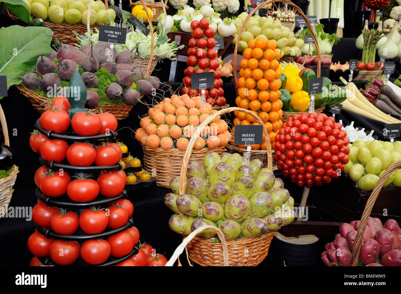 Annuale Chelsea Flower Show - Medwyns di Anglesey premiato display di frutta e verdura. Foto Stock