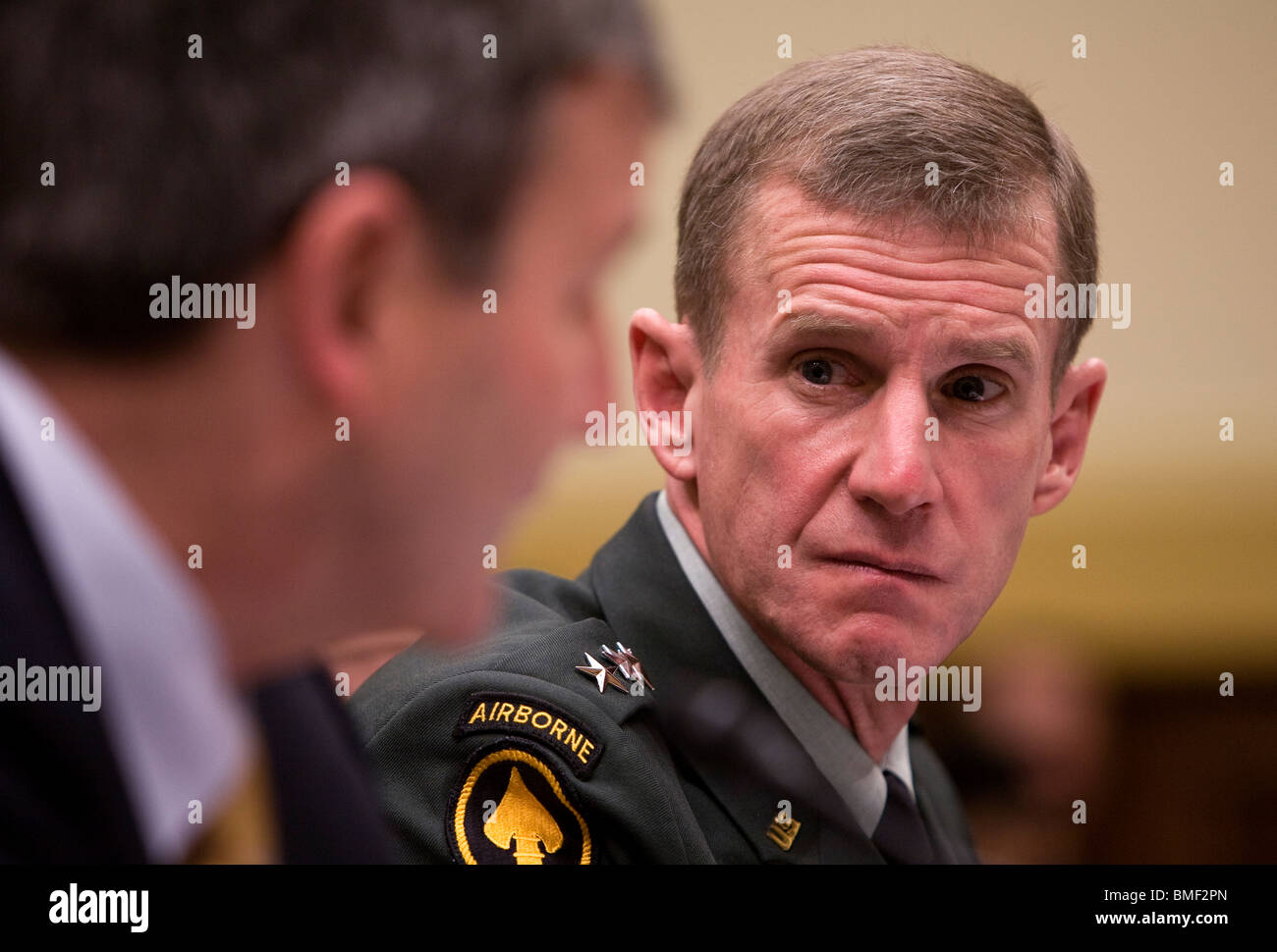 Ambasciatore Karl Eikenberry e General Stanley McChrystal. Foto Stock