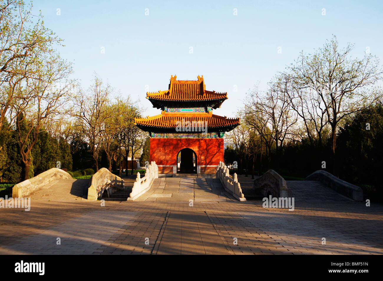 Dragon-headed Turtle Tablet Pavilion, Dingling, le Tombe Ming, Pechino, Cina Foto Stock