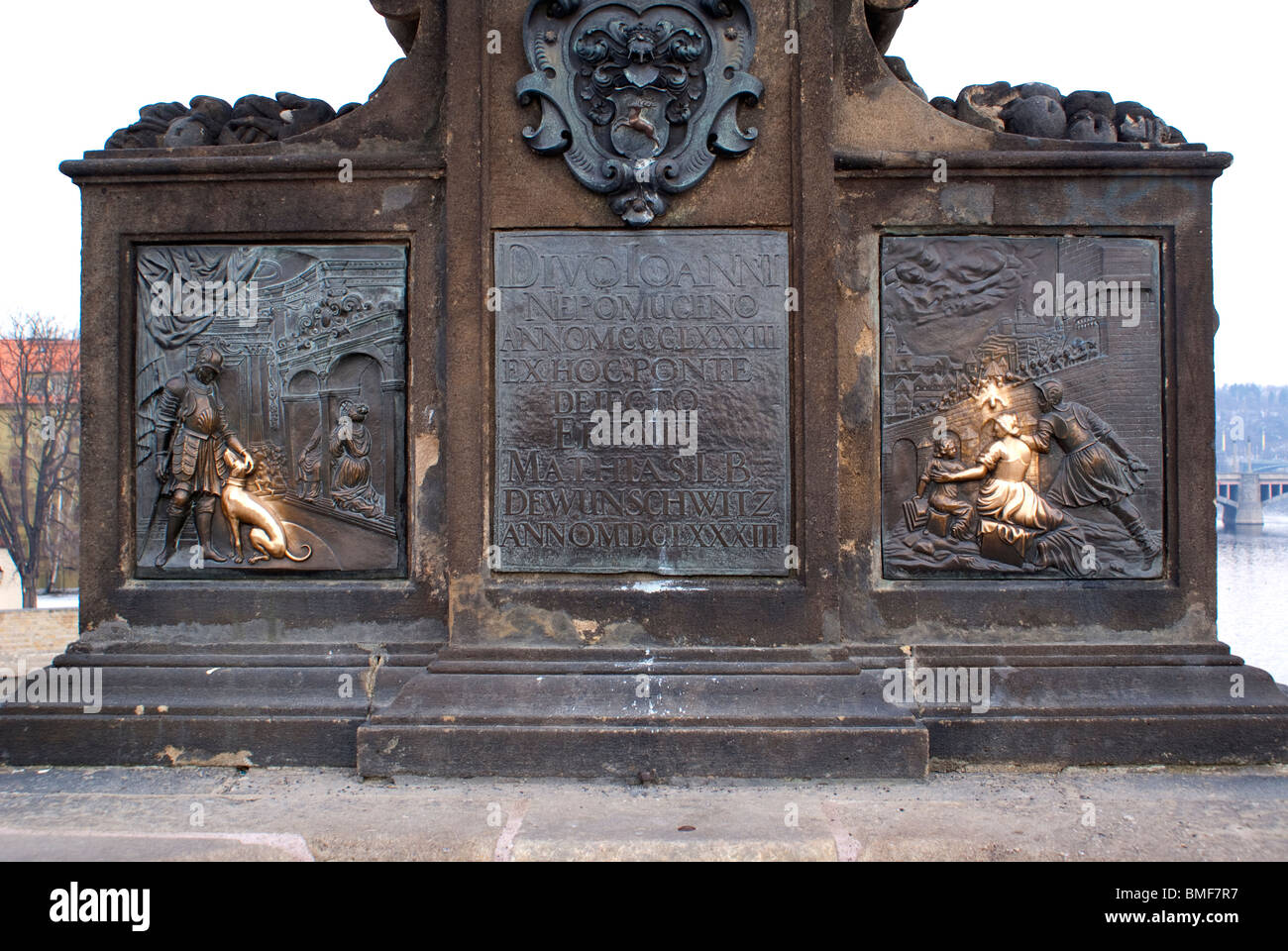 Statua sul Ponte Carlo a Praga Foto Stock