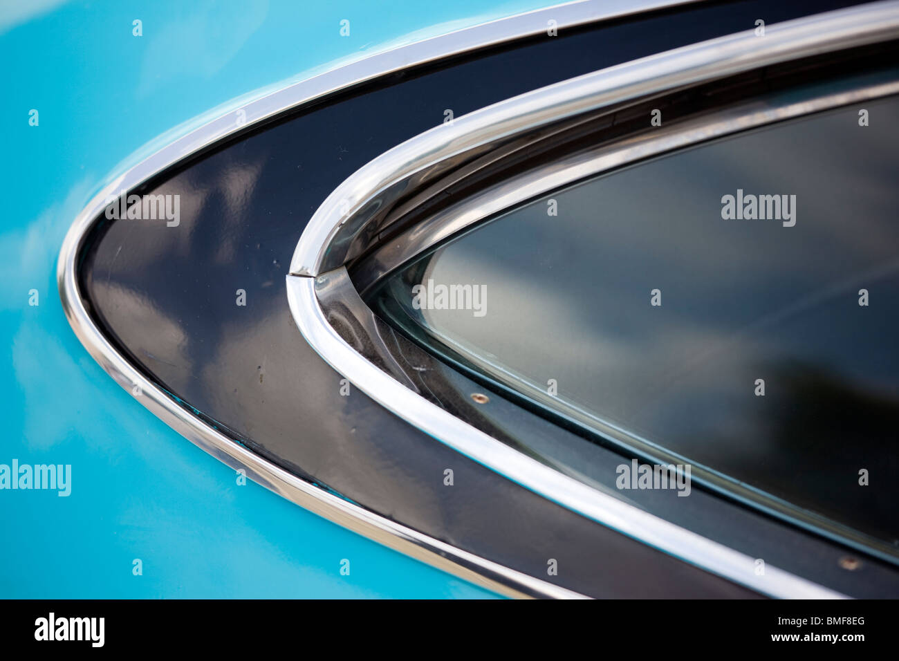 Dettaglio delle auto d'epoca sul display durante un antico car show Foto Stock