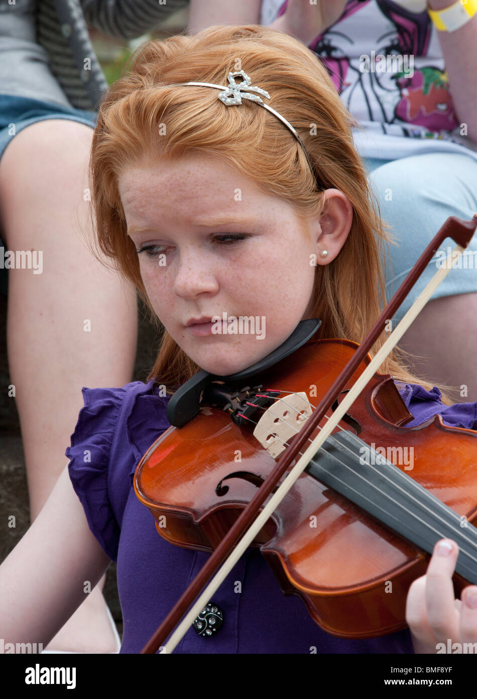 Concorrente alla contea di Limerick Fleadh Ceol musica irlandese concorrenza, 5 giugno 2010 Ospedale, County Limerick, Irlanda Foto Stock