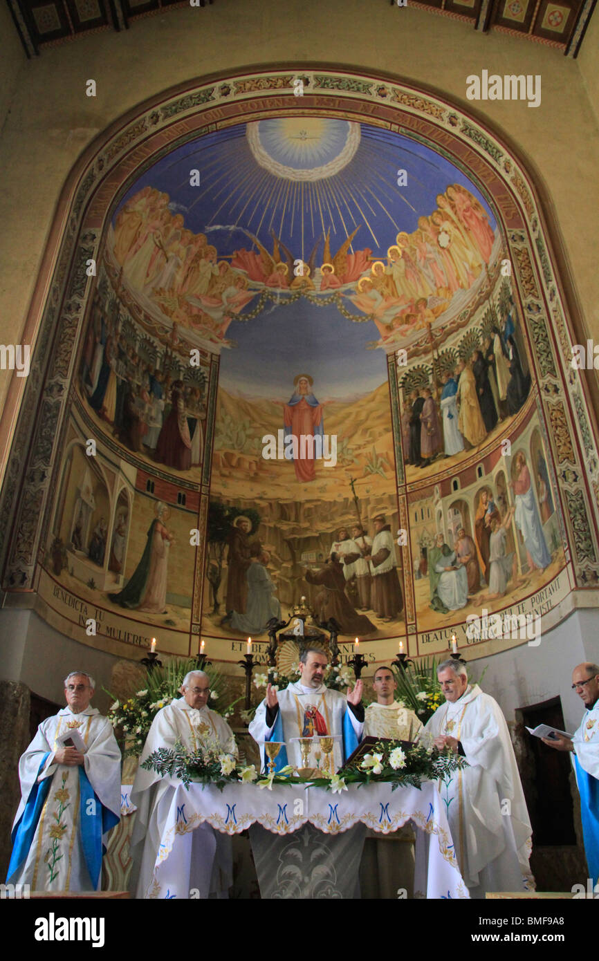 Israele, Gerusalemme, Visitazione giornata presso la chiesa della Visitazione di Ein Karem Foto Stock