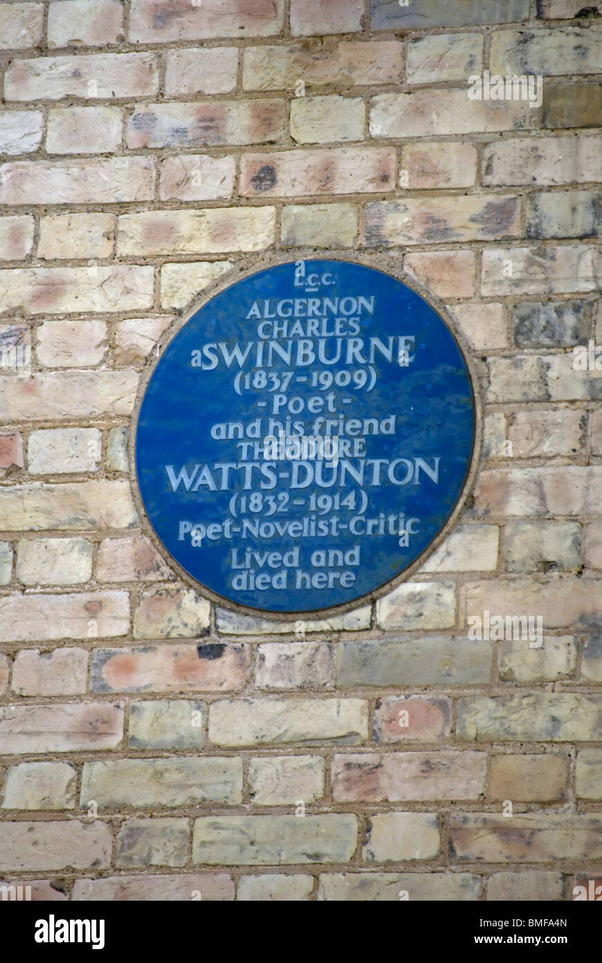 Targa blu a Putney, a sud-ovest di Londra, Inghilterra, presso la casa di Algernon Charles Swinburne e theodore watts-dunton Foto Stock