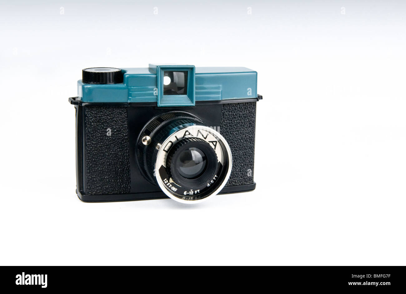 Un ritaglio di un'annata Diana 120 Pellicola Fotocamera. Foto Stock