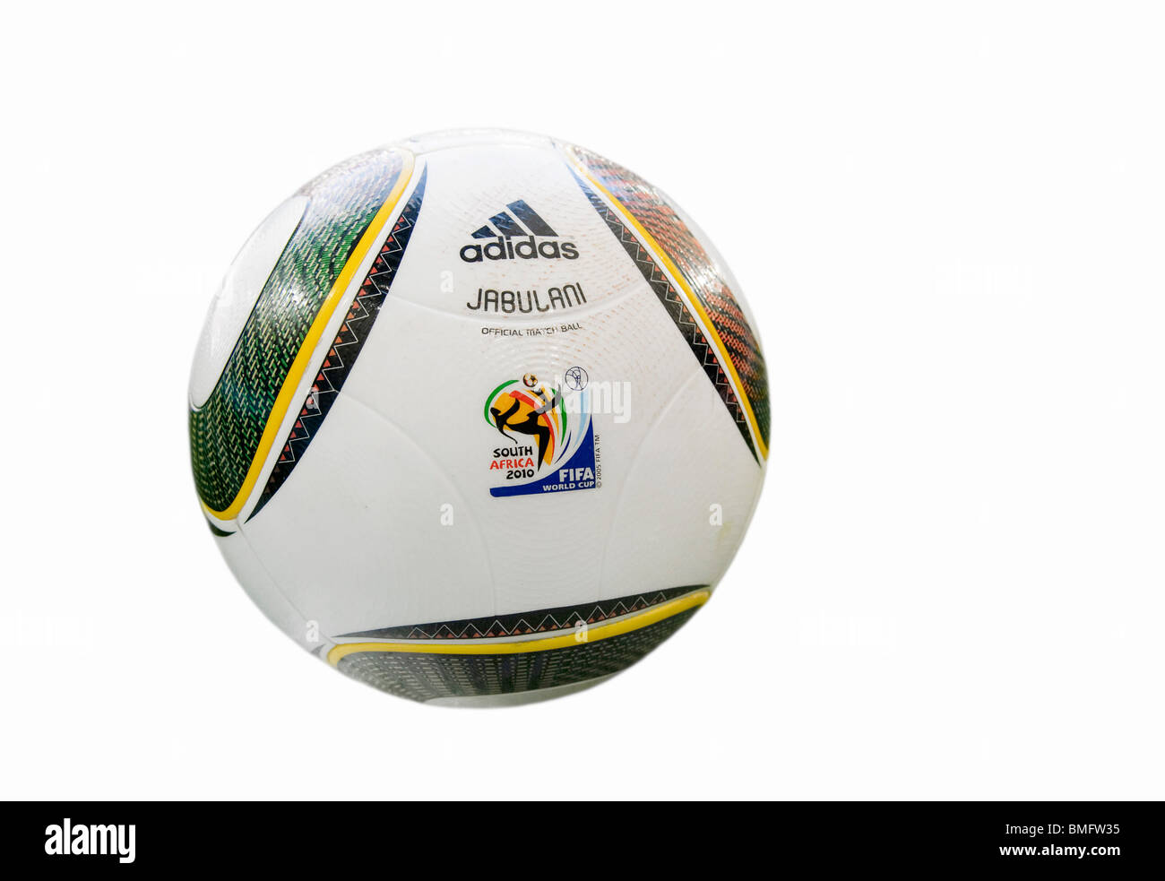 Jabulani, matchball ufficiale della Coppa del Mondo FIFA 2010 in Sud Africa su sfondo bianco Foto Stock
