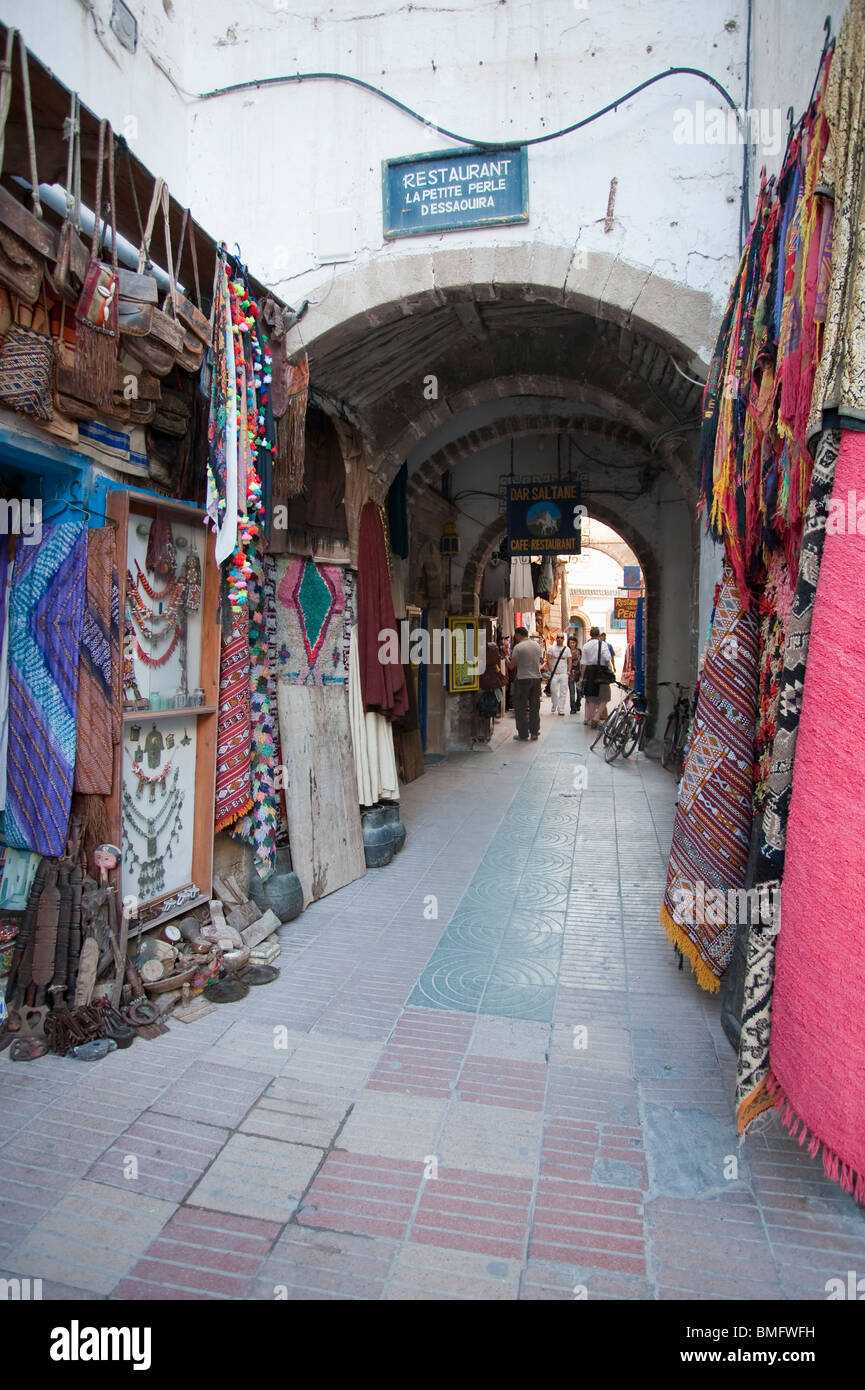 Negozi di strada nella Medina Foto Stock