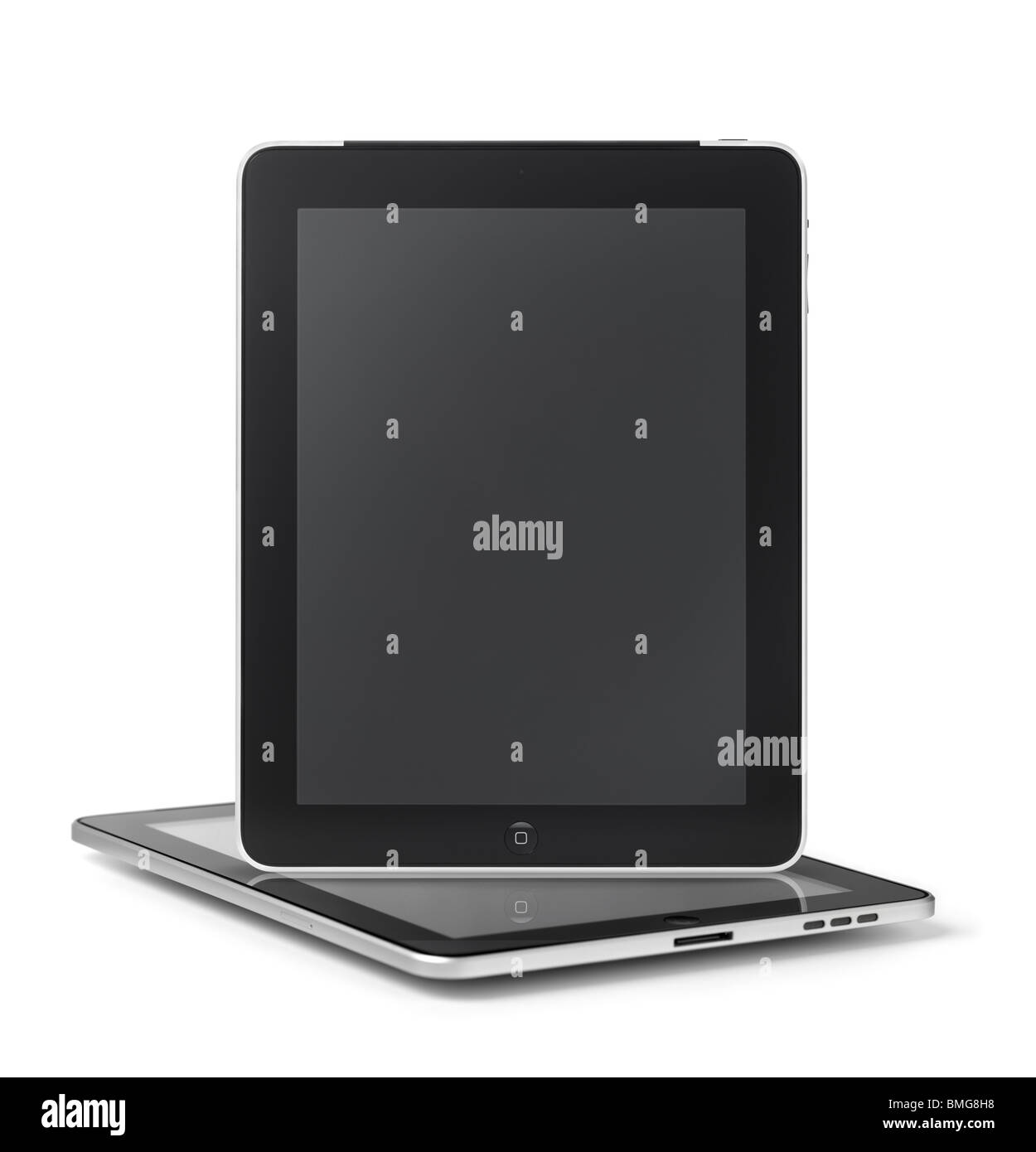 Due Apple iPad 3G i computer tablet isolati su sfondo bianco Foto Stock
