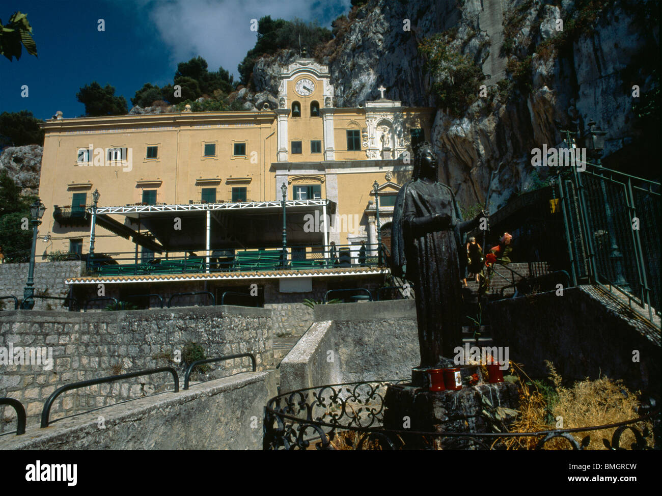 Statua Santa Rosalia Monte Pellegrino Monte Pellegrino Sicilia Italia Sanctuario de Santa Rosalia statua Foto