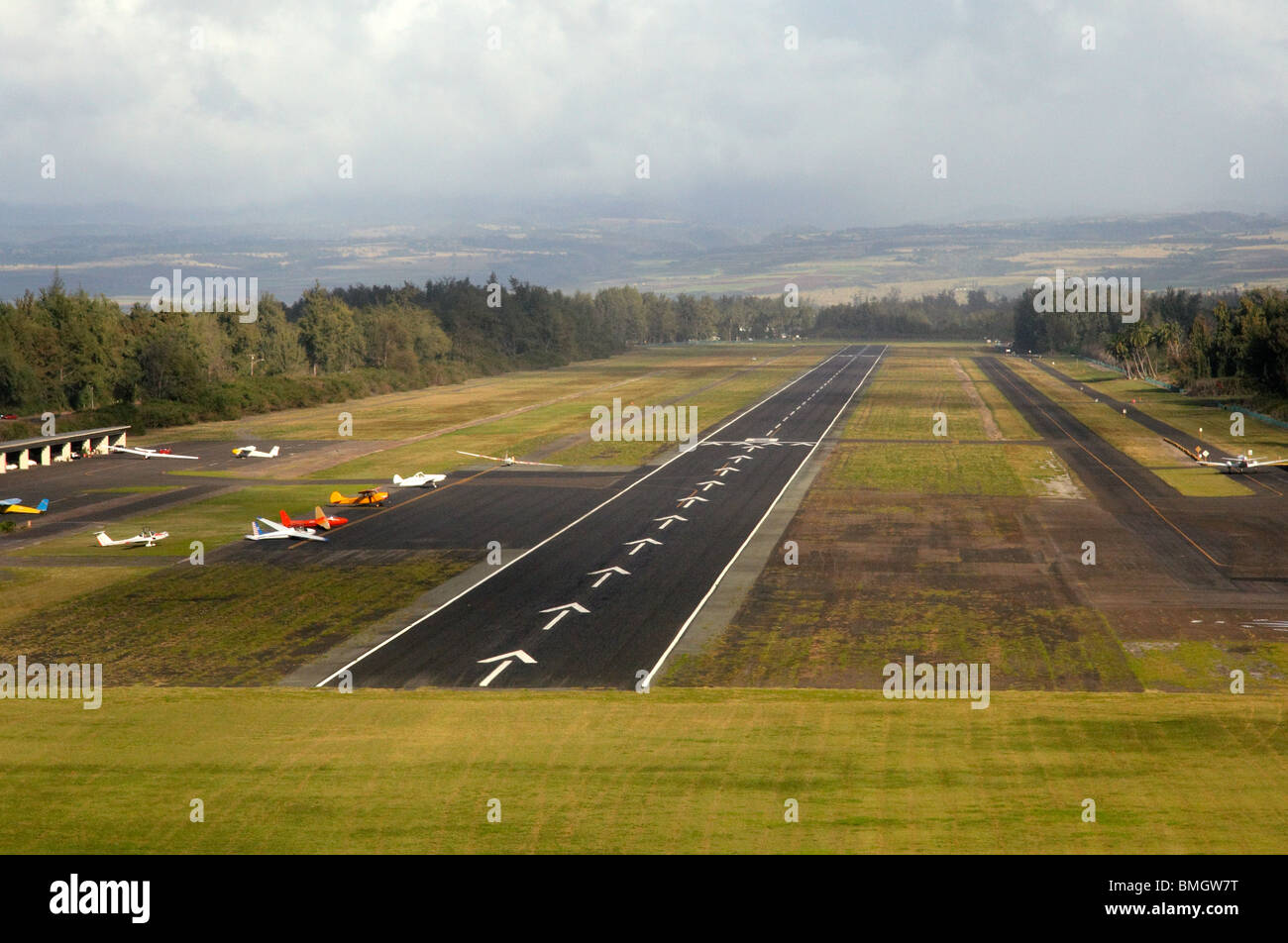Vista aerea di Dillingham Airfield, North Shore Oahu, Hawaii Foto Stock