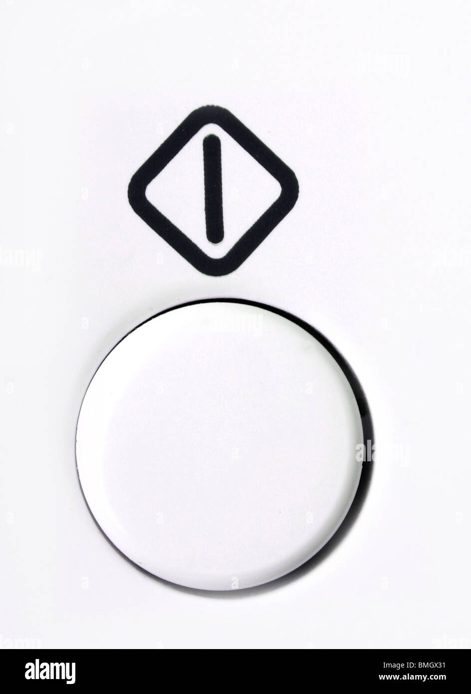 Pulsanti dal lato anteriore di un pannello di lavanderia. Foto Stock