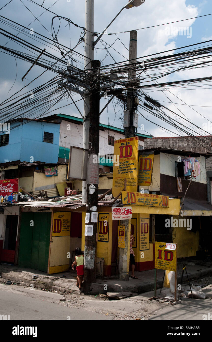 Filippine, Manila,Street scene in Intramuros il più antico quartiere della città di Manila. Foto Stock