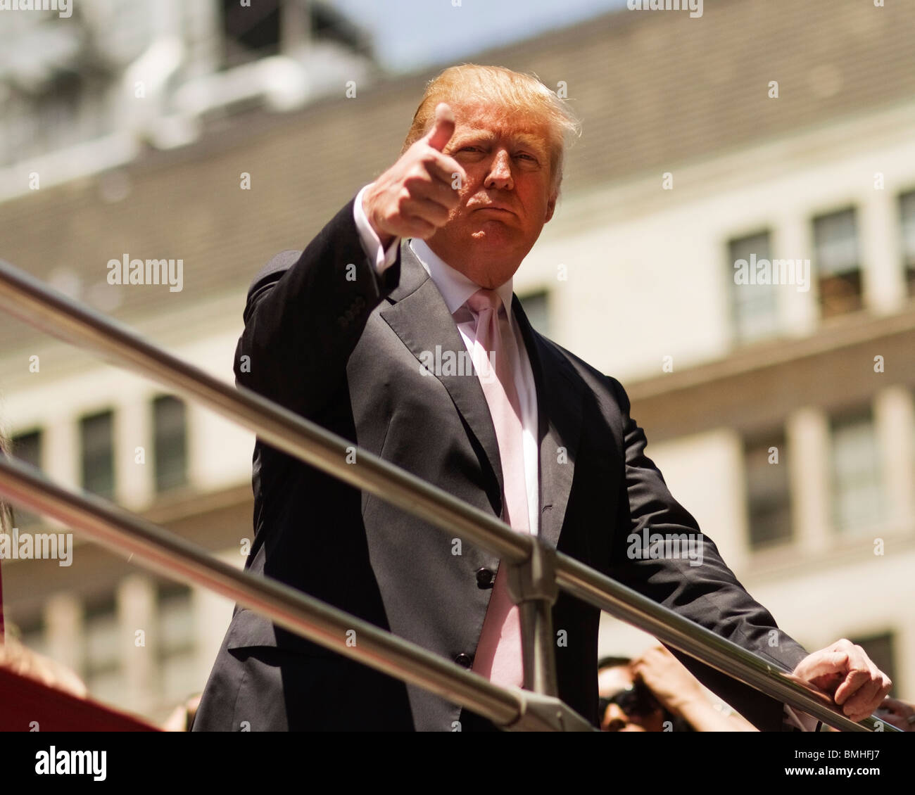 Donald Trump su double-decker bus nella città di New York 8 giugno 2010, Trump è ora il Presidente degli Stati Uniti d'America. Foto Stock