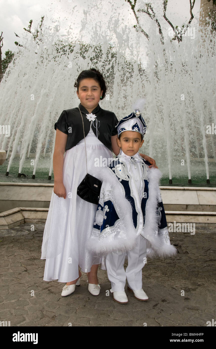 Circoncisione religiosa maschile immagini e fotografie stock ad alta risoluzione Alamy Circoncisione religiosa maschile immagini e fotografie stock ad alta risoluzione Alamy