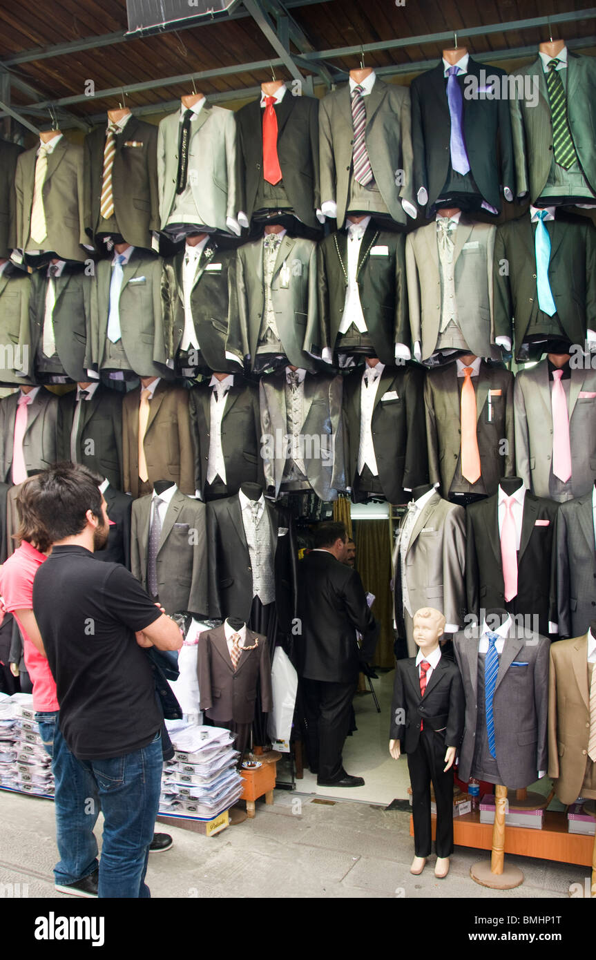 Istanbul Gran Bazar Turchia Kapali Carsi Kapalıcarsı abiti da uomo Foto  stock - Alamy