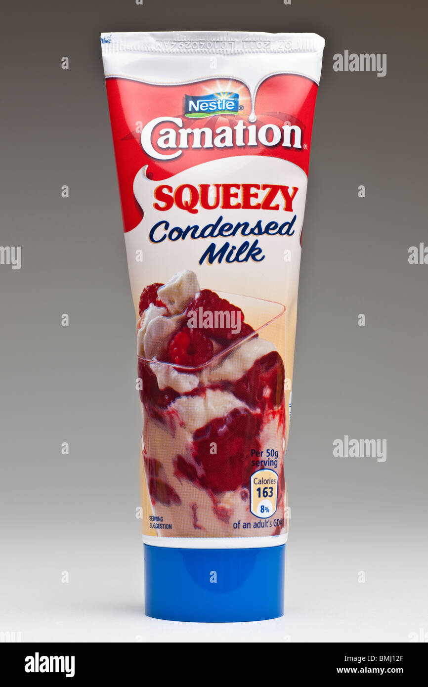 Il tubo montante di garofano Squeezy latte condensato Foto Stock