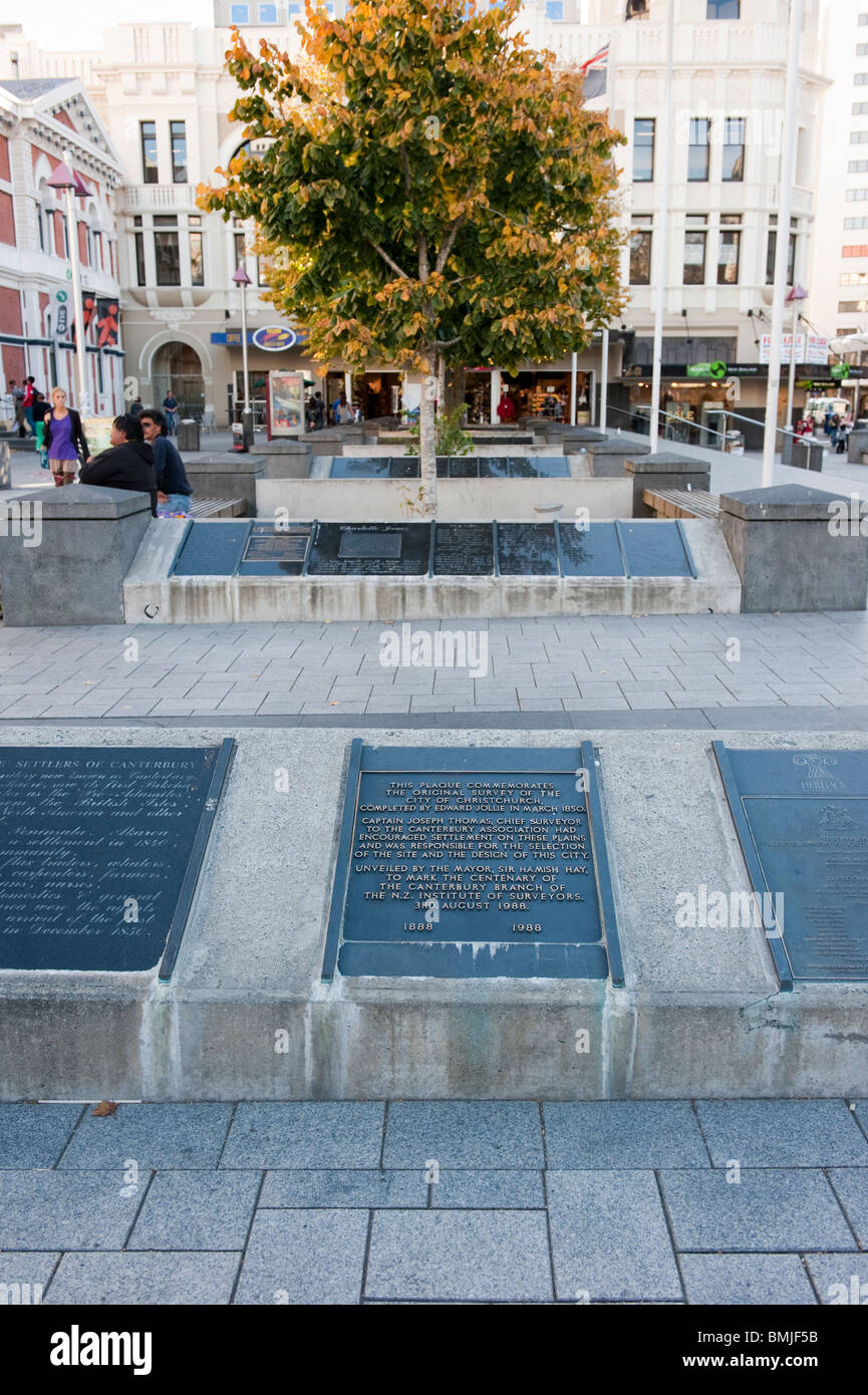Targhe commemorative in Christchurch Piazza del Duomo (Nuova Zelanda) Foto Stock
