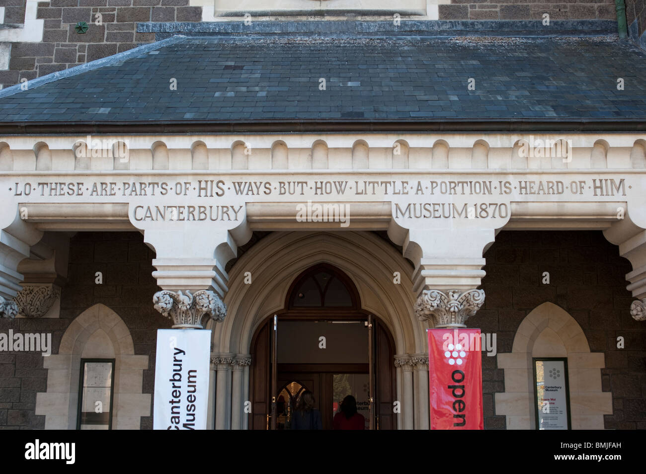 Estratto dalle scritture sopra l'entrata al Museo di Christchurch, Nuova Zelanda Foto Stock