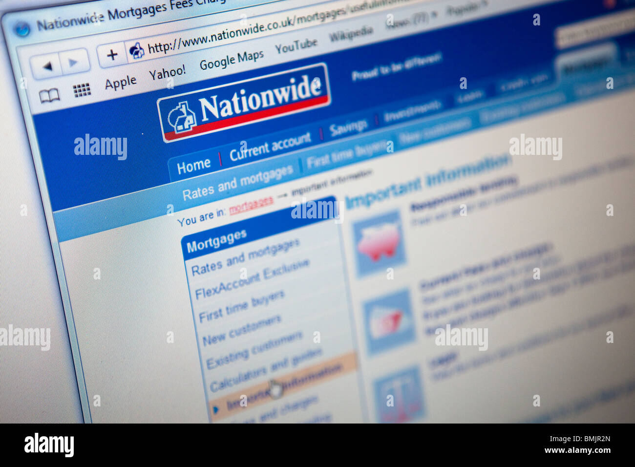 Close up di un monitor di computer / lo schermo che mostra il Nationwide mortgage website Foto Stock