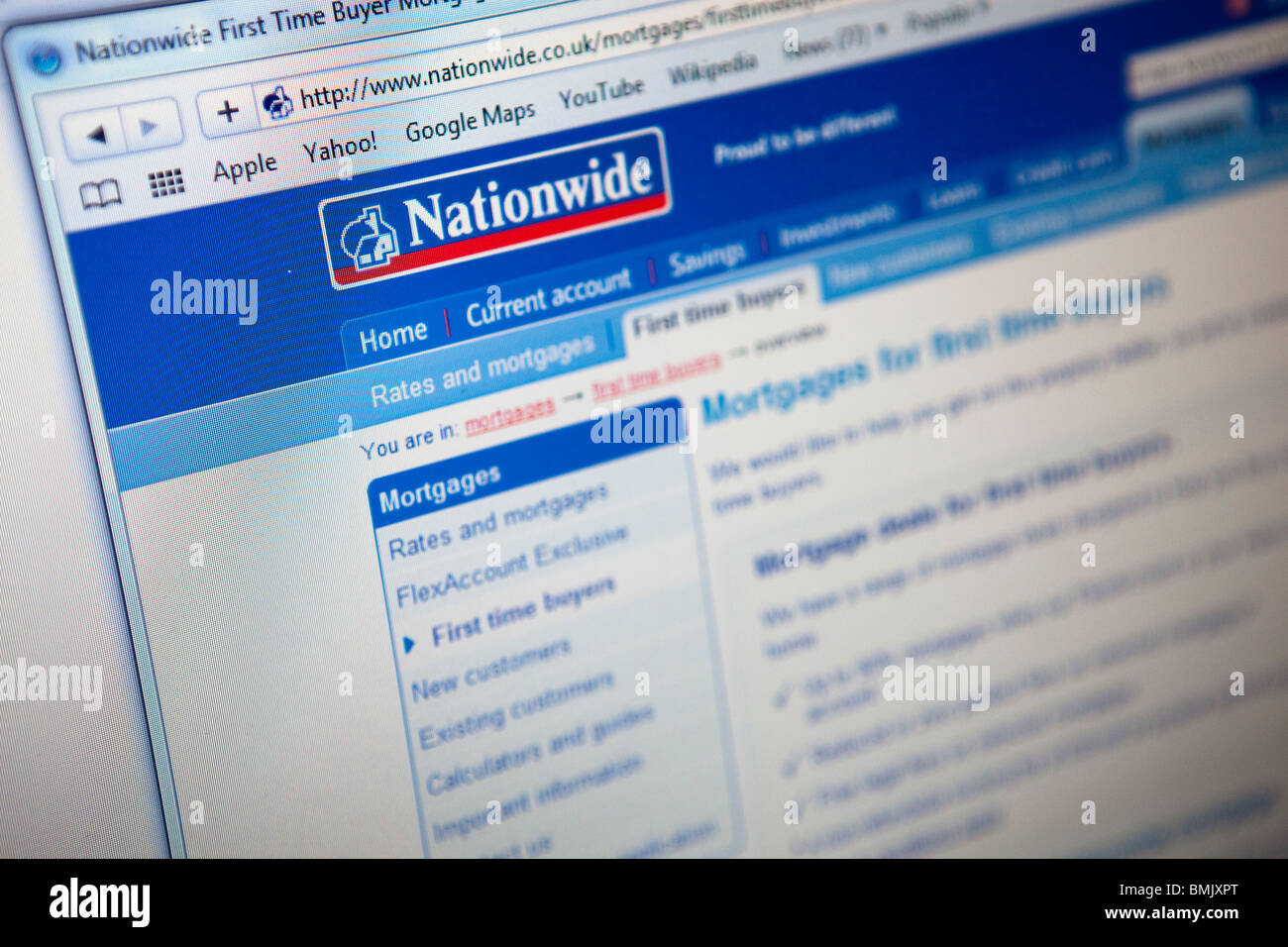 Close up di un monitor di computer / lo schermo che mostra il sito web nazionale - Ipoteche Foto Stock