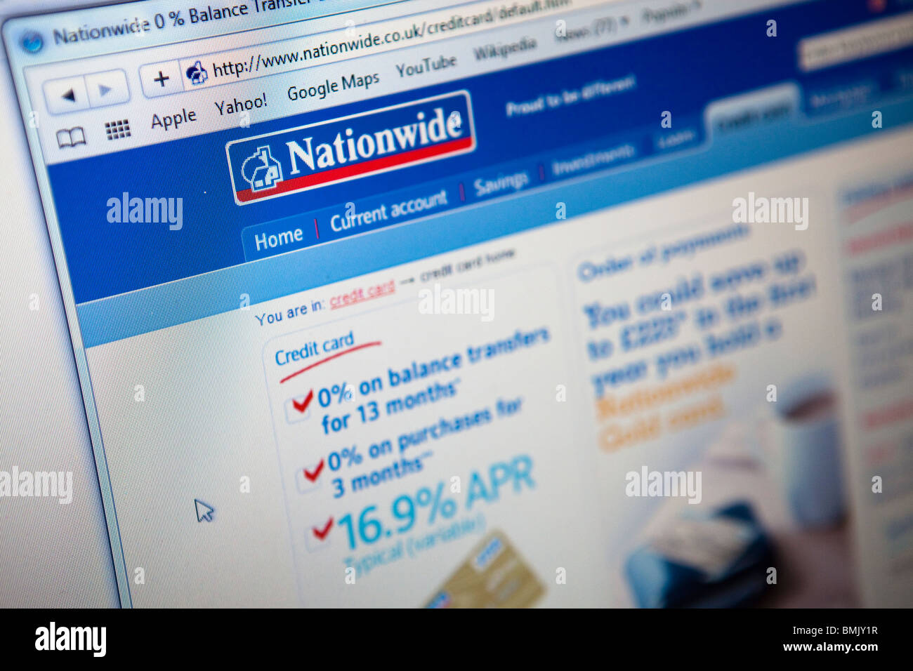 Close up di un monitor di computer / lo schermo che mostra il Nationwide sito web banking - carte di credito Foto Stock