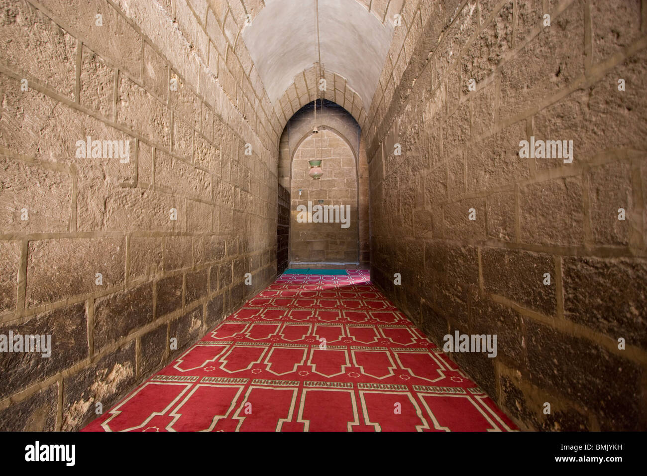 Il corridoio del sultano Hassan la moschea e la madrasa, Cairo, Al Qahirah, Egitto Foto Stock