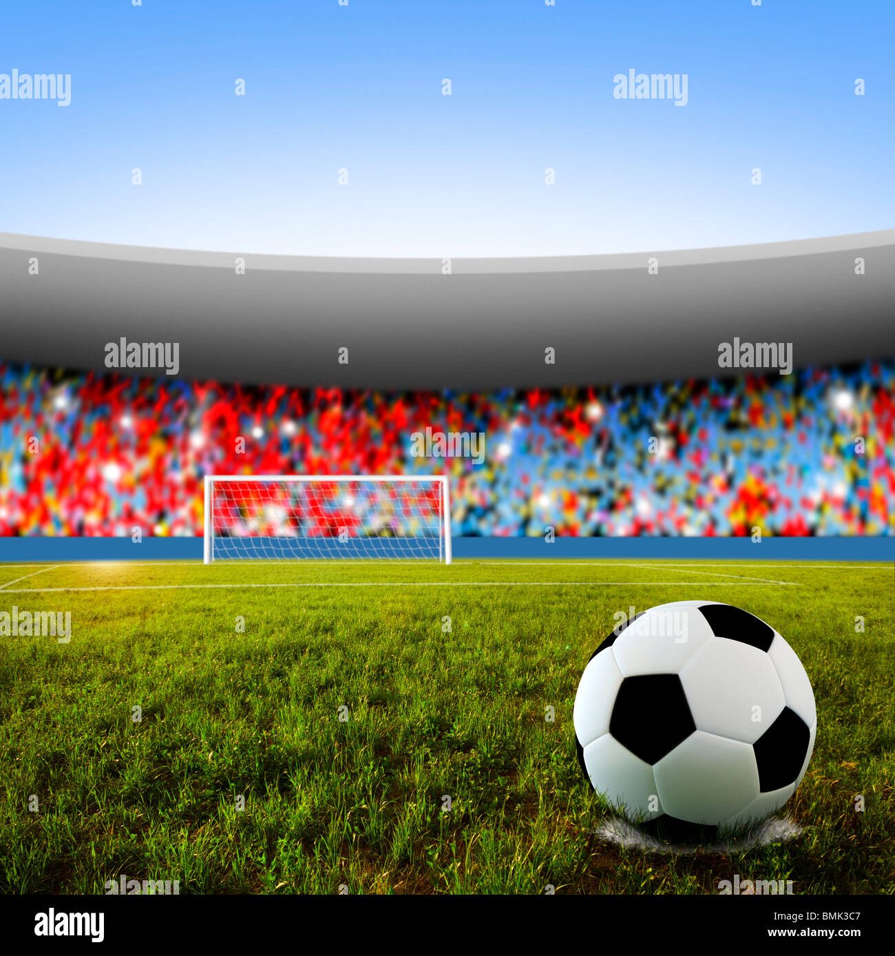Pallone da calcio sulla pena di disco nel Stadium Foto Stock