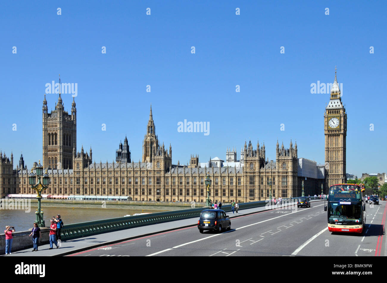 Le case del Parlamento, il Big Ben e Westminster Bridge Foto Stock