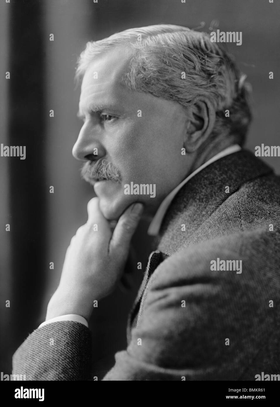 Foto non datata di James Ramsay MacDonald (1866 - 1937) - Manodopera statista e due volte Primo Ministro del Regno Unito (1924 e 1929 - 35). Foto Stock