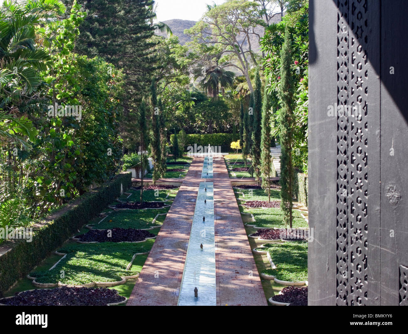 Giardino di Mughal di Doris Duke home, 'Shangri-La' su Oahu. Foto Stock