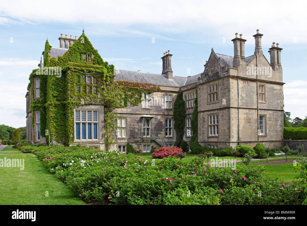 Muckross House, Parco Nazionale di Killarney, Co. Kerry, Repubblica di Irlanda Foto Stock