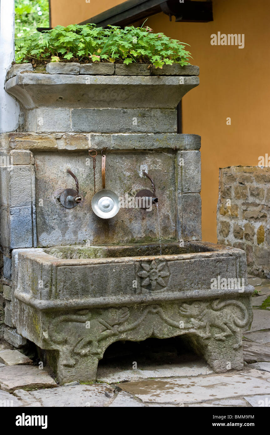 Vecchia Fontana. Foto Stock