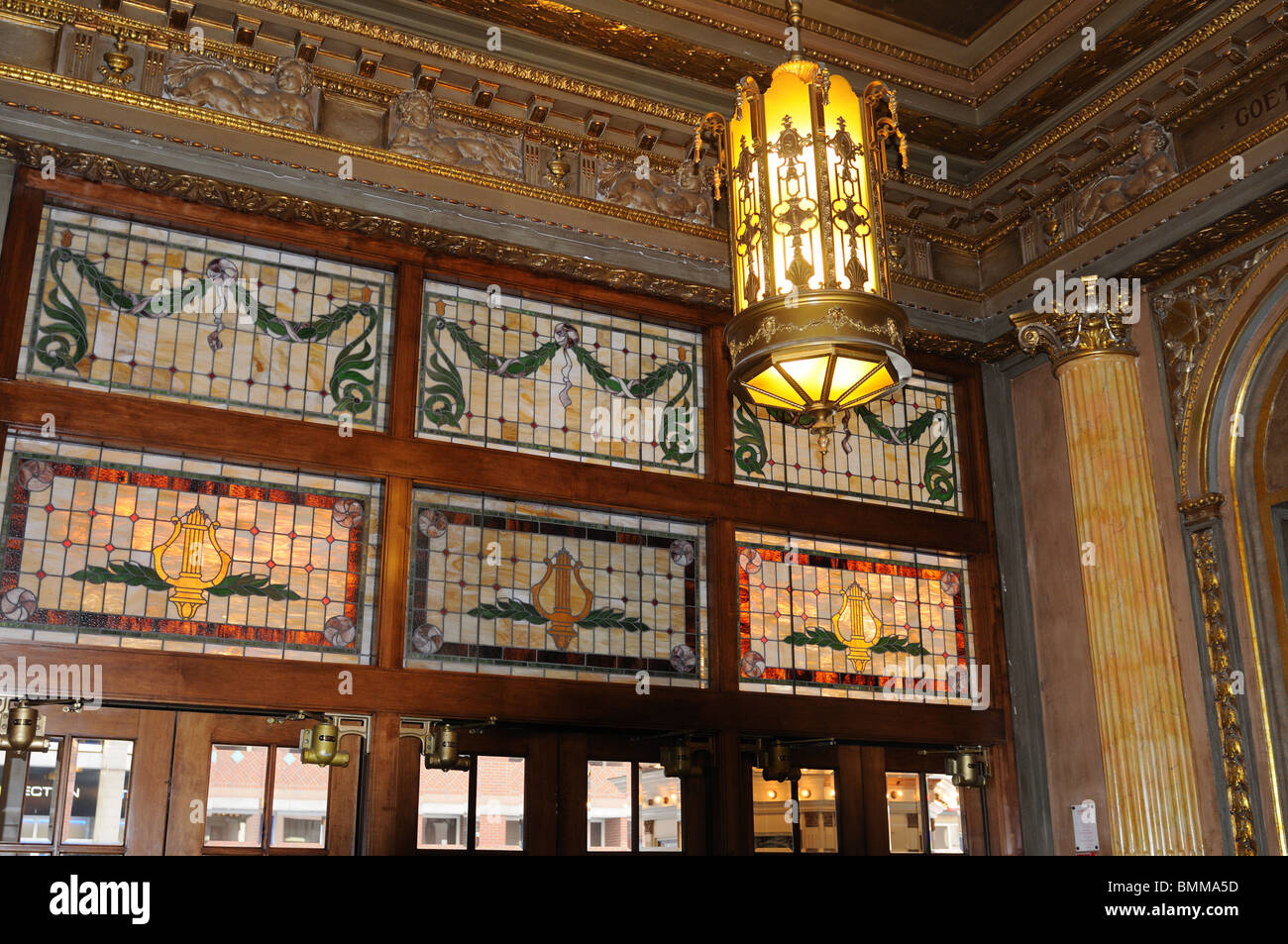 La Elgin Theatre di Toronto è stato costruito nel 1913 da Marcus Loew come un vaudeville e photoplay house. È ormai un punto di riferimento. Foto Stock