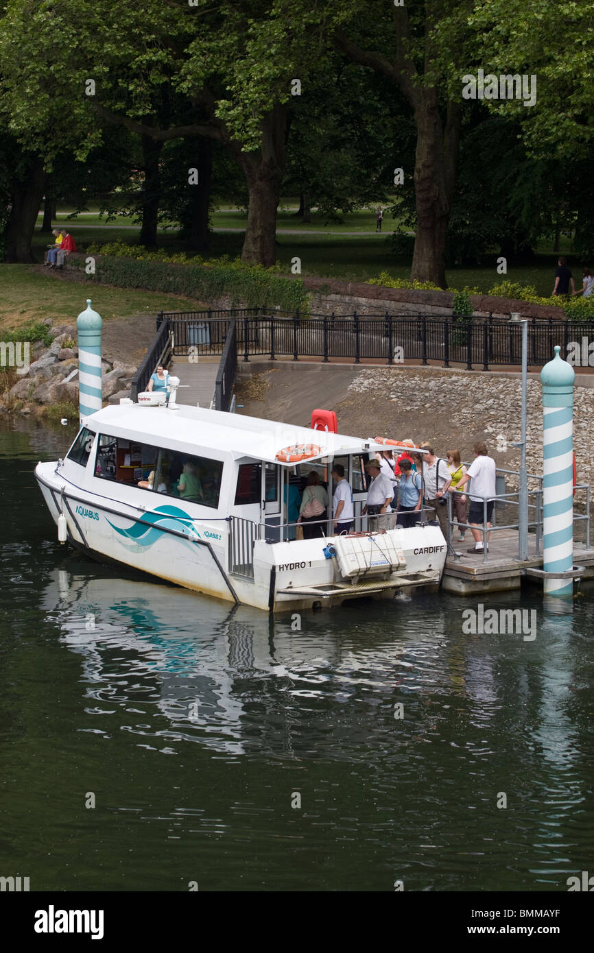 Rive Taff Gita in Barca Cardiff Galles del Sud Foto Stock