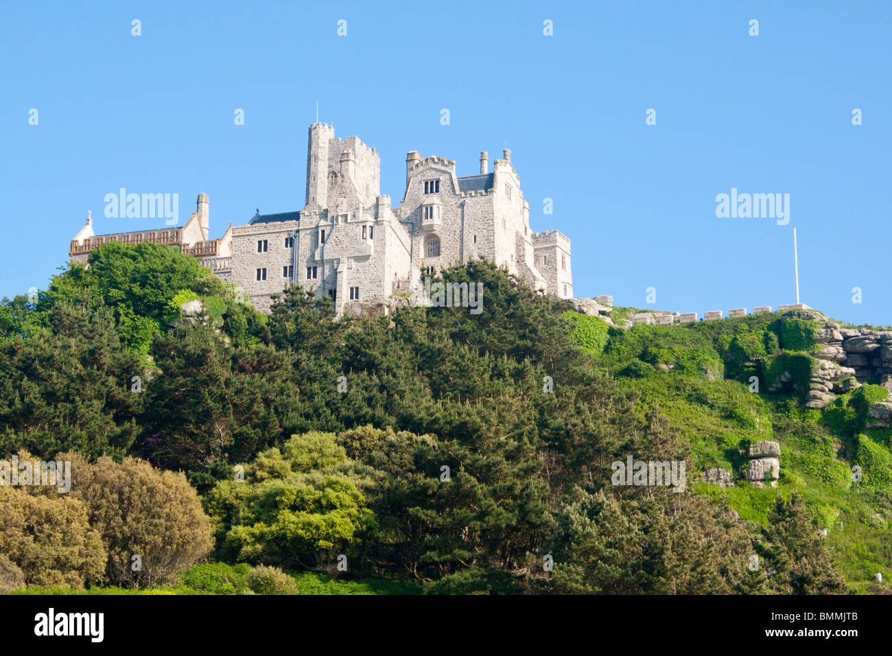 Il castello di St Michaels Mount Cornwall fotografato dal mare. Foto Stock