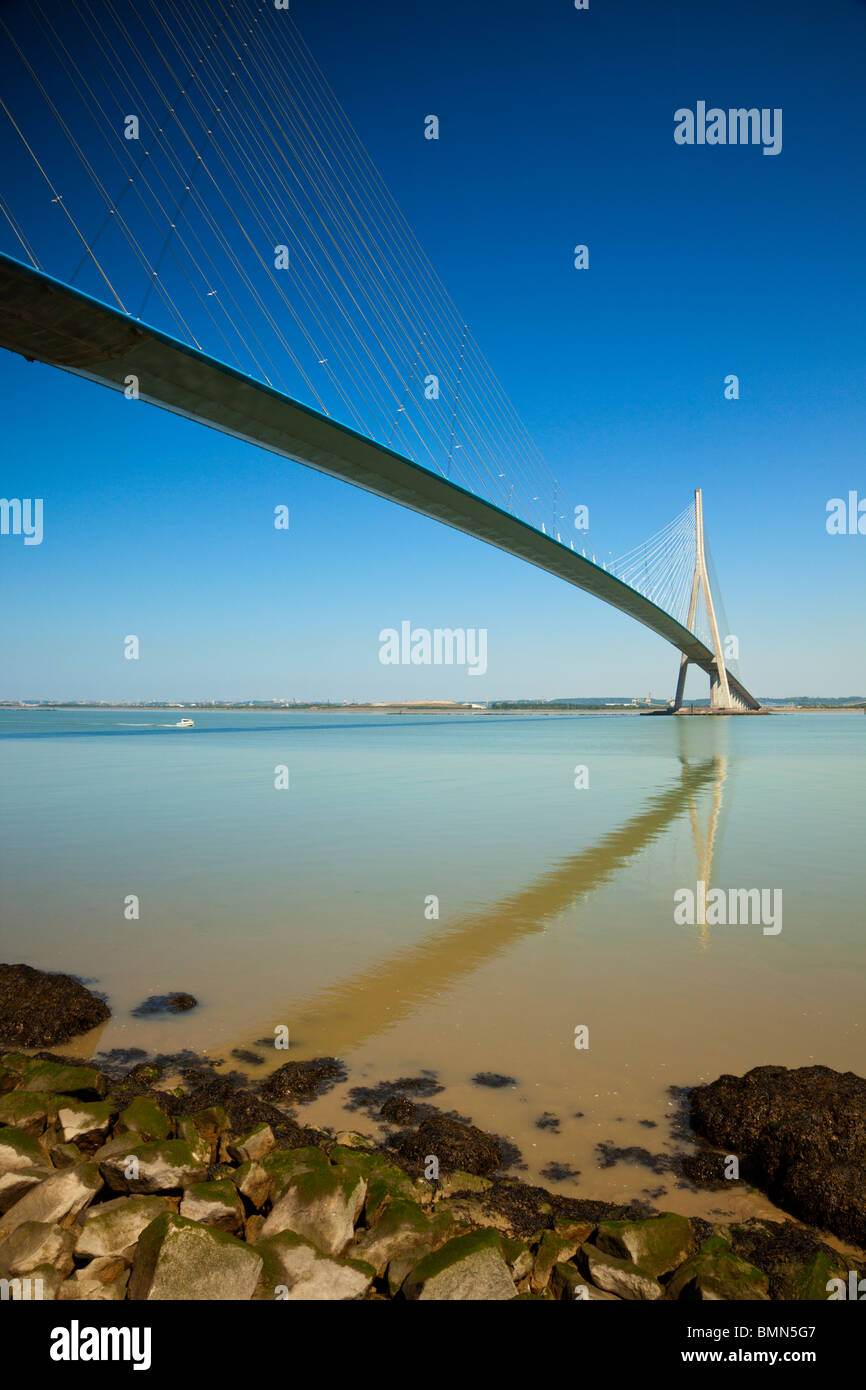 Pont de Normandie, il ponte che attraversa il fiume Senna da Le Havre a Honfleur Foto Stock