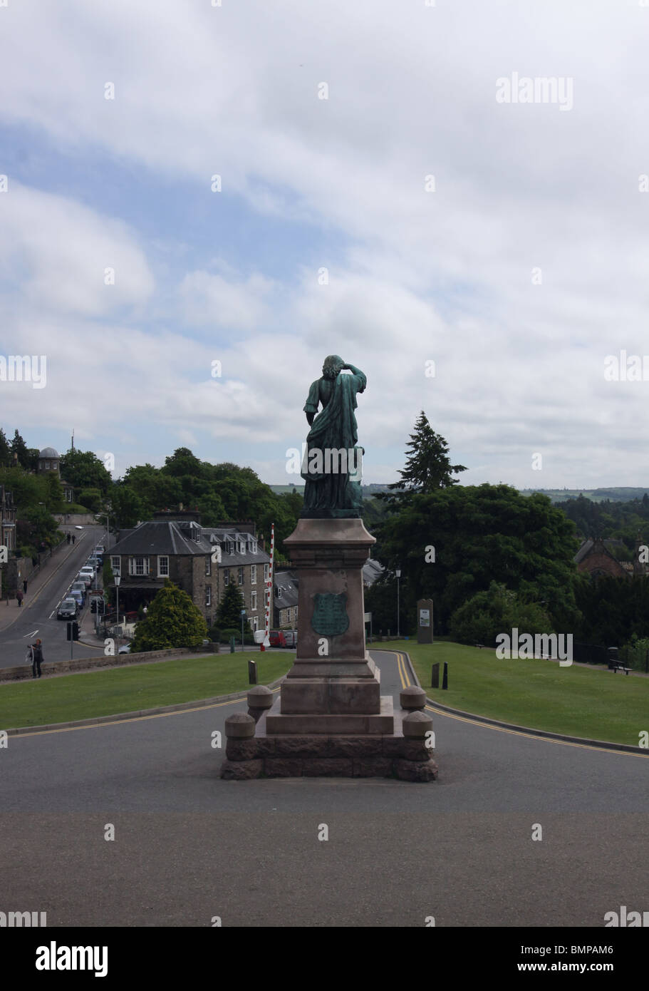 Vista posteriore della flora macdonald statua Inverness Scozia giugno 2010 Foto Stock