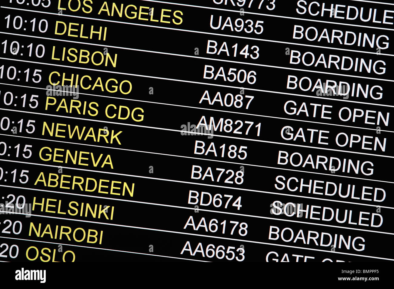 Scheda di volo all'Aeroporto Heathrow di Londra REGNO UNITO Foto Stock